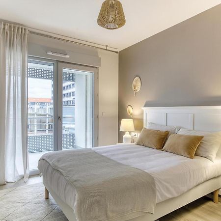 Ovelia Clermont-Ferrand - Le Puy Des Olivines Apartment Bagian luar foto