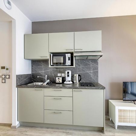 Ovelia Clermont-Ferrand - Le Puy Des Olivines Apartment Bagian luar foto