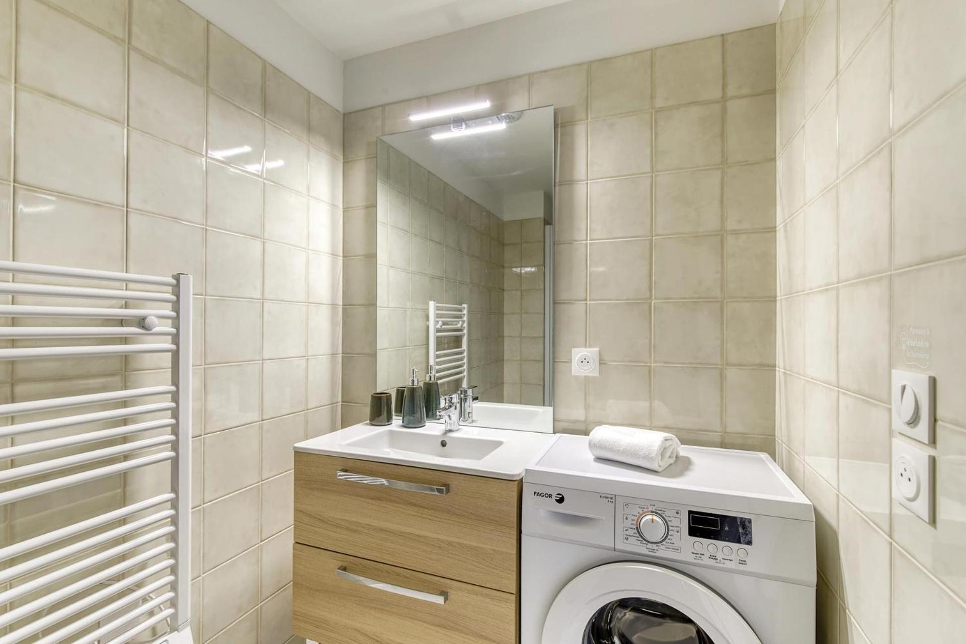 Ovelia Clermont-Ferrand - Le Puy Des Olivines Apartment Bagian luar foto