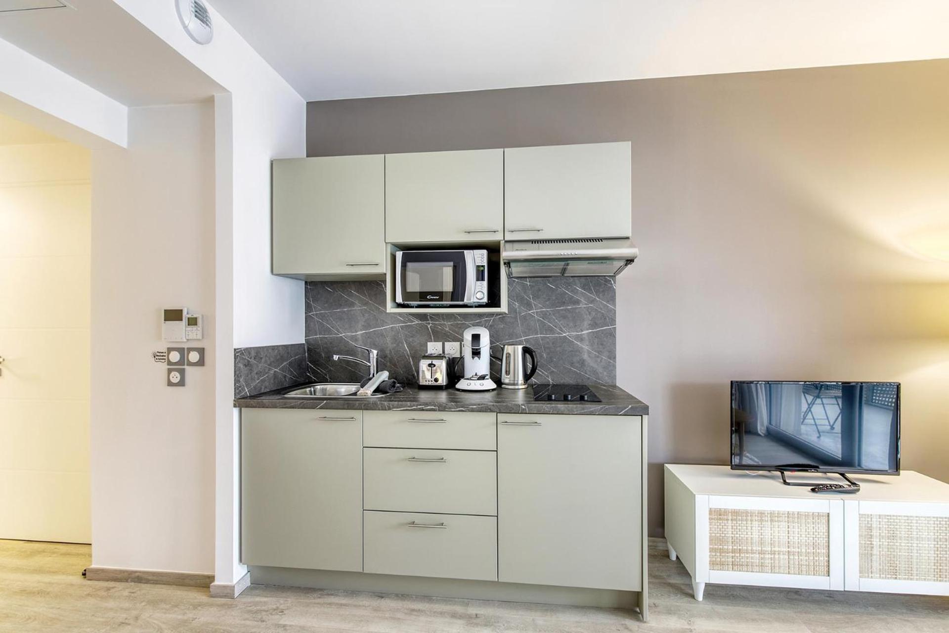 Ovelia Clermont-Ferrand - Le Puy Des Olivines Apartment Bagian luar foto