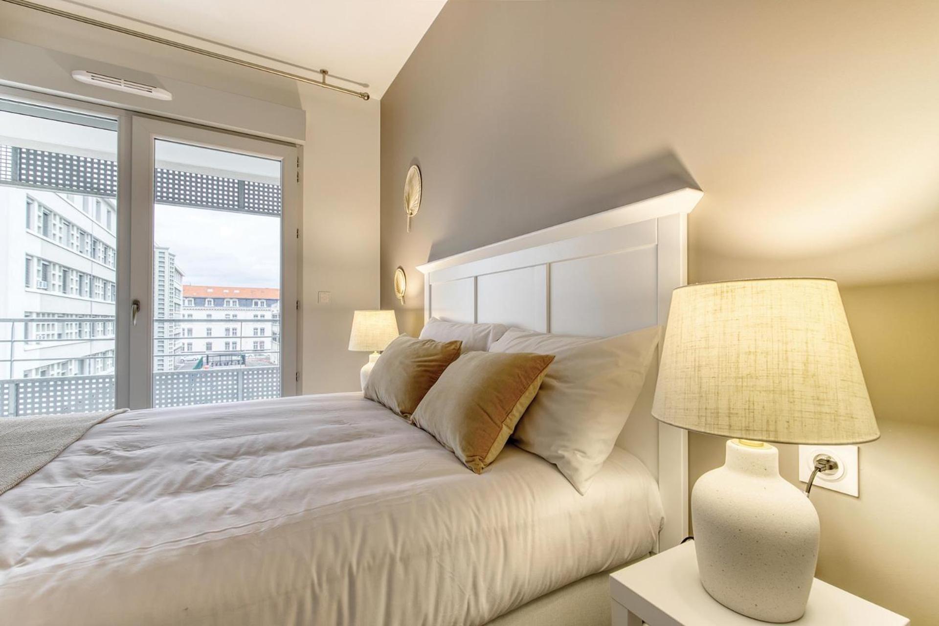 Ovelia Clermont-Ferrand - Le Puy Des Olivines Apartment Bagian luar foto